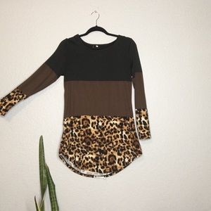 🌵Women’s black brown leopard long sleeve blouse